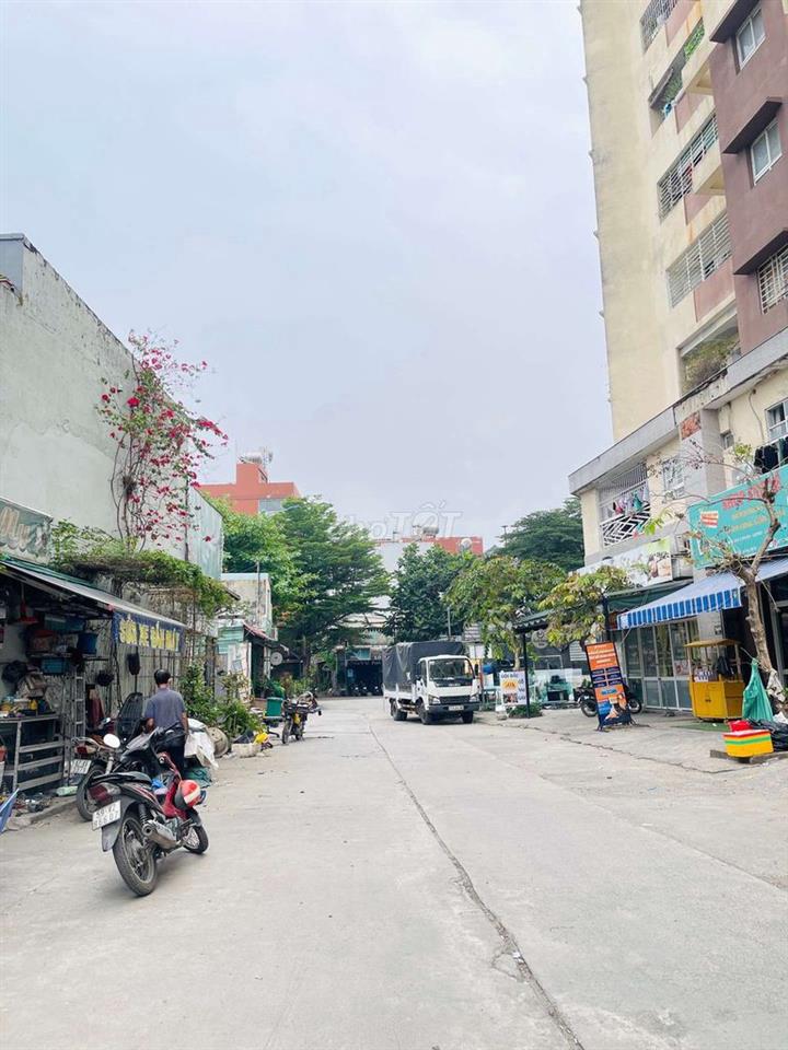 50M2 2 tầng - Emart Phan Huy Ích - Hẻm thông 3M siêu tiện ích