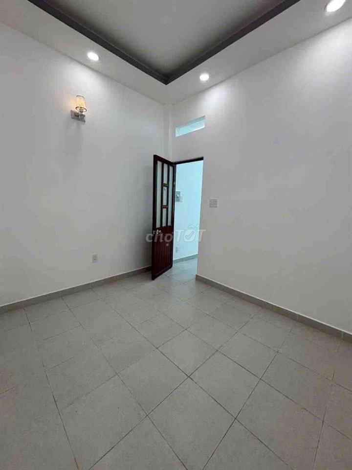 45M2 hẻm 4M ngay Emart2 không quy hoạch lộ giới hoàn công đủ