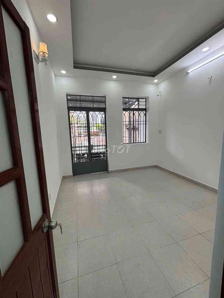 45M2 hẻm 4M ngay Emart2 không quy hoạch lộ giới hoàn công đủ
