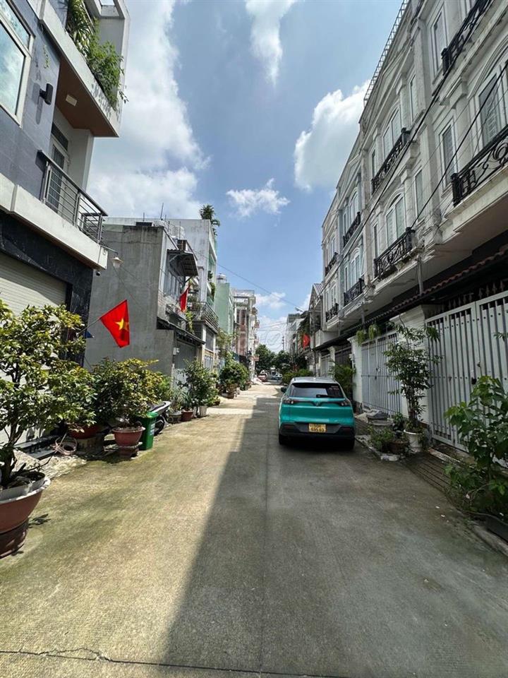 Ngã tư ga - 50M2 Nhà phố đồng bộ đường 7M không lộ giới