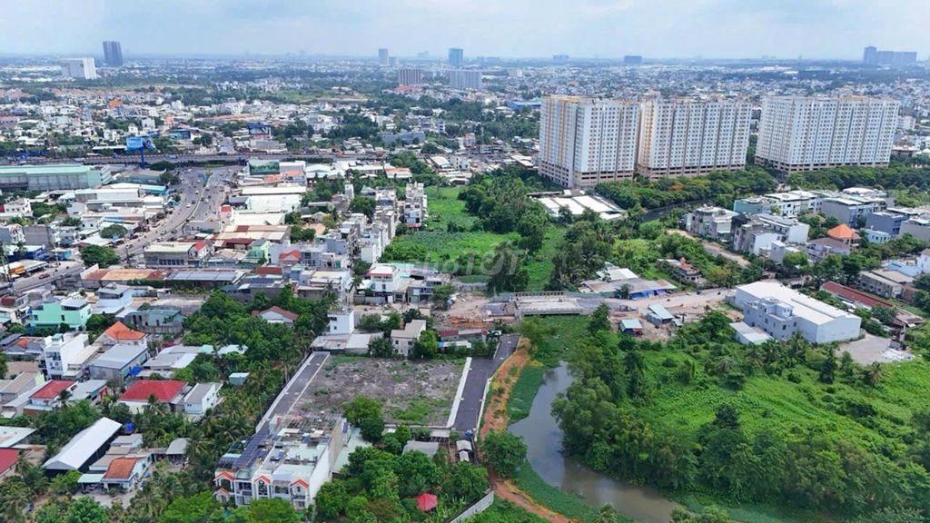QUỐC LỘ 13 ĐÓN SÓNG ĐẠI LỘ 60M VỊ TRÍ XÂY 7 TẦNG