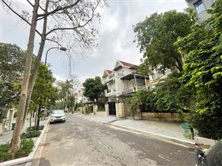 Bán biệt thự khu T Ciputra 180m2, Mặt tiền 9m, Lõi khu T Đẹp, Hoàn thiện đẹp, Giá cực Tốt