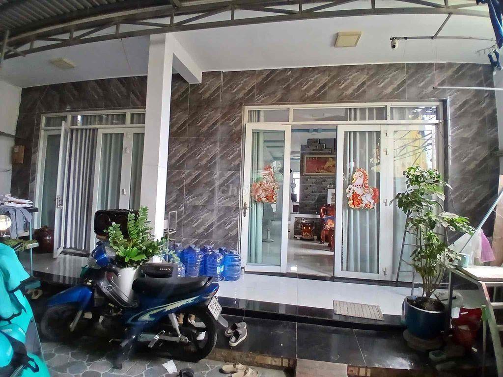 nhà mặt tiền cho thuê