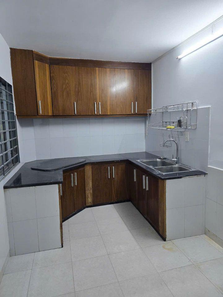 Tân Phú gần Hiền Vương Văn Cao-nhỉnh 4x Tỉ-Nhà đẹp vào ở ngay -hẻm thông với chiều ngang 6m