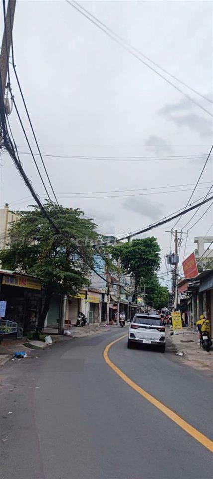 Nhà mặt tiền phú thọ hòa