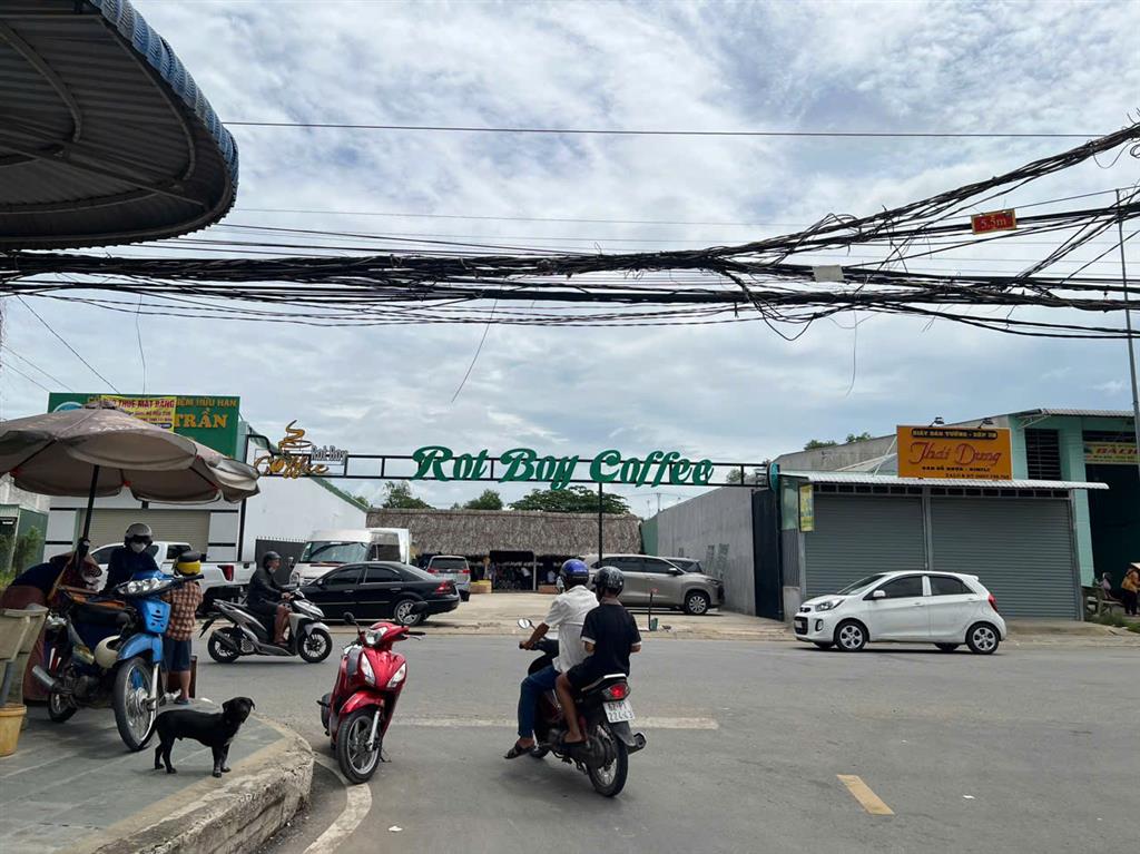 CHÍNH CHỦ CHO THUÊ MẶT BẰNG 1.000M² MẶT TIỀN TỈNH LỘ 825 – HÒA KHÁNH, TÂY NINH