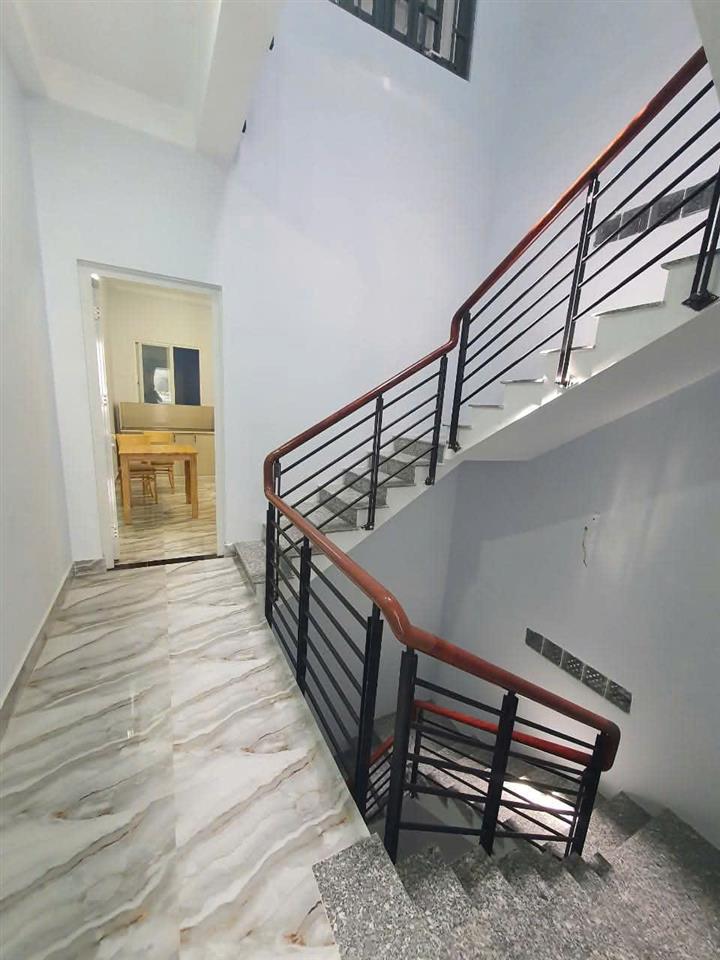 CHO THUÊ PHÒNG RỘNG 25M² – NHÀ NGUYÊN CĂN – RA VÀO TỰ DO – QUẬN 6
