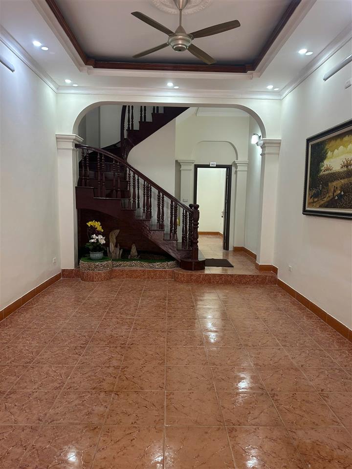 CHO THUÊ NHÀ 240M² – KIM ĐỒNG, TƯƠNG MAI, HOÀNG MAI – 26 TRIỆU/THÁNG