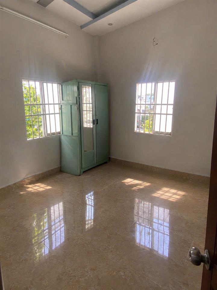 CHO THUÊ NHÀ SÂN VƯỜN 3 TẦNG – HUỲNH TẤN PHÁT, NHÀ BÈ – 8,5 TRIỆU/THÁNG
