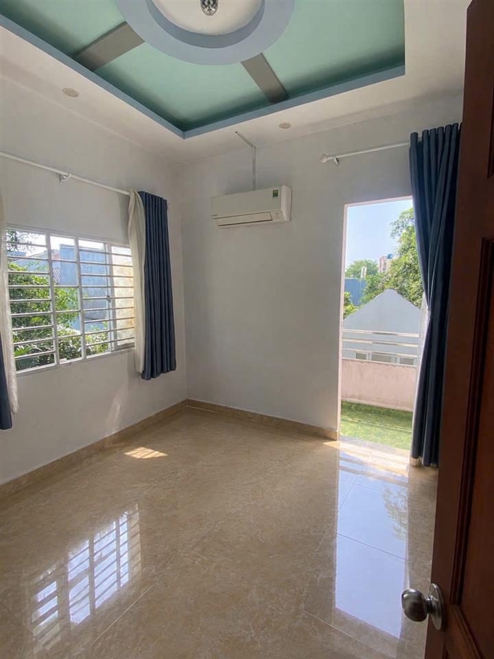 CHO THUÊ NHÀ SÂN VƯỜN 3 TẦNG – HUỲNH TẤN PHÁT, NHÀ BÈ – 8,5 TRIỆU/THÁNG