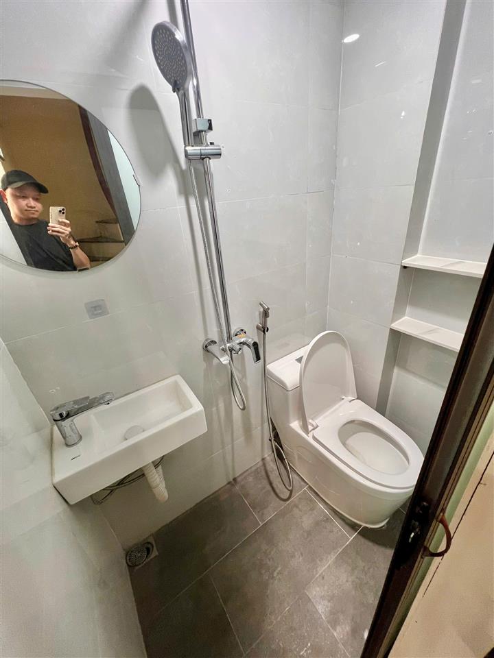 BÁN NHÀ 4 TẦNG 1 TUM TRƯƠNG ĐỊNH – ĐẸP, CHẮC CHẮN, Ô TÔ ĐỖ CỬA