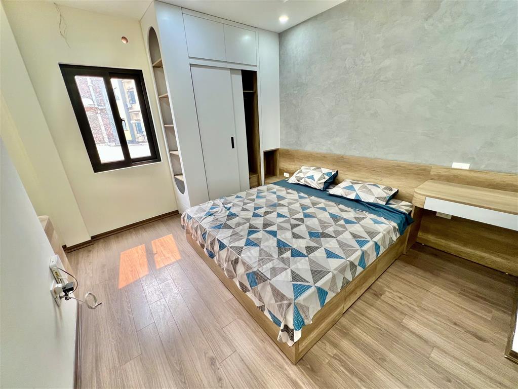 BÁN NHÀ 4 TẦNG 1 TUM TRƯƠNG ĐỊNH – ĐẸP, CHẮC CHẮN, Ô TÔ ĐỖ CỬA