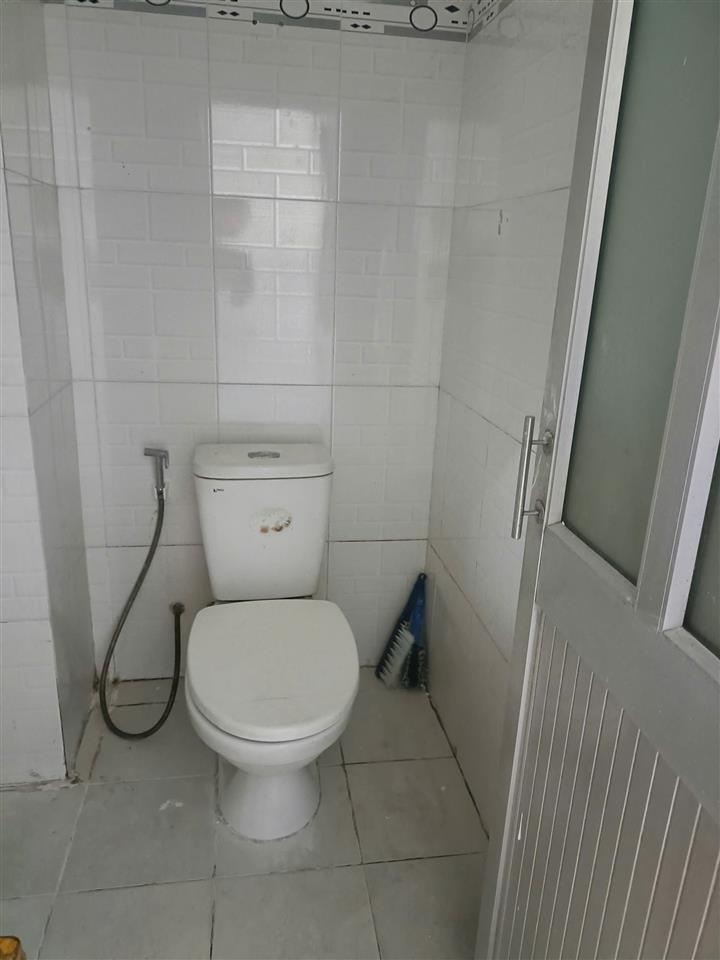 CHO THUÊ MẶT BẰNG KINH DOANH NGAY ĐỐI DIỆN CHỢ THUỐC QUẬN 10 – VỊ TRÍ ĐẮC ĐỊA
