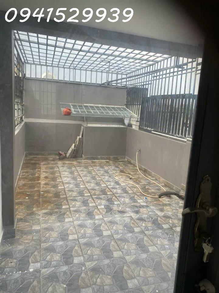 BÁN NHÀ MẶT TIỀN NGÔ CHÍ QUOC -DT 29/60M2 GIÁ 4TY300