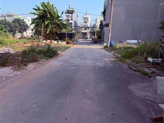 NHÀ 2 CĂN 2 TẦNG -114M2 -HẺM Ô TÔ TRÁNH -NGÔ CHÍ QUỐC -CHỈ 8TY