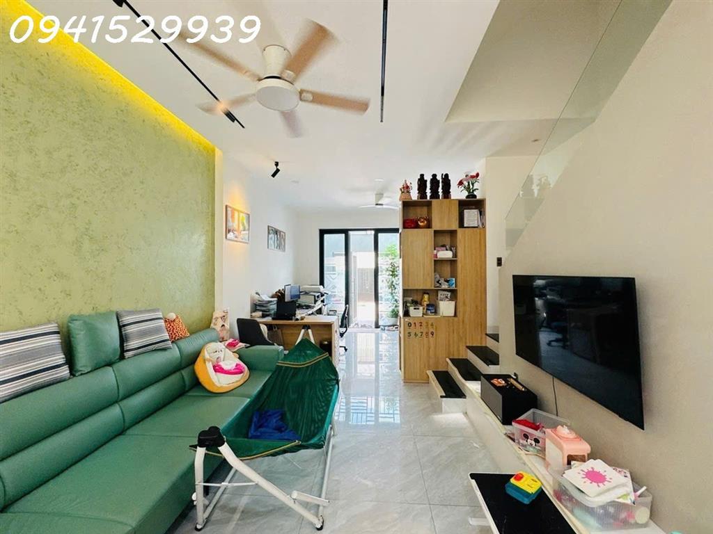 NHÀ 3 TẦNG MỚI ĐẸP -HOÀN CÔNG CHUẨN -GIÁ 7TY