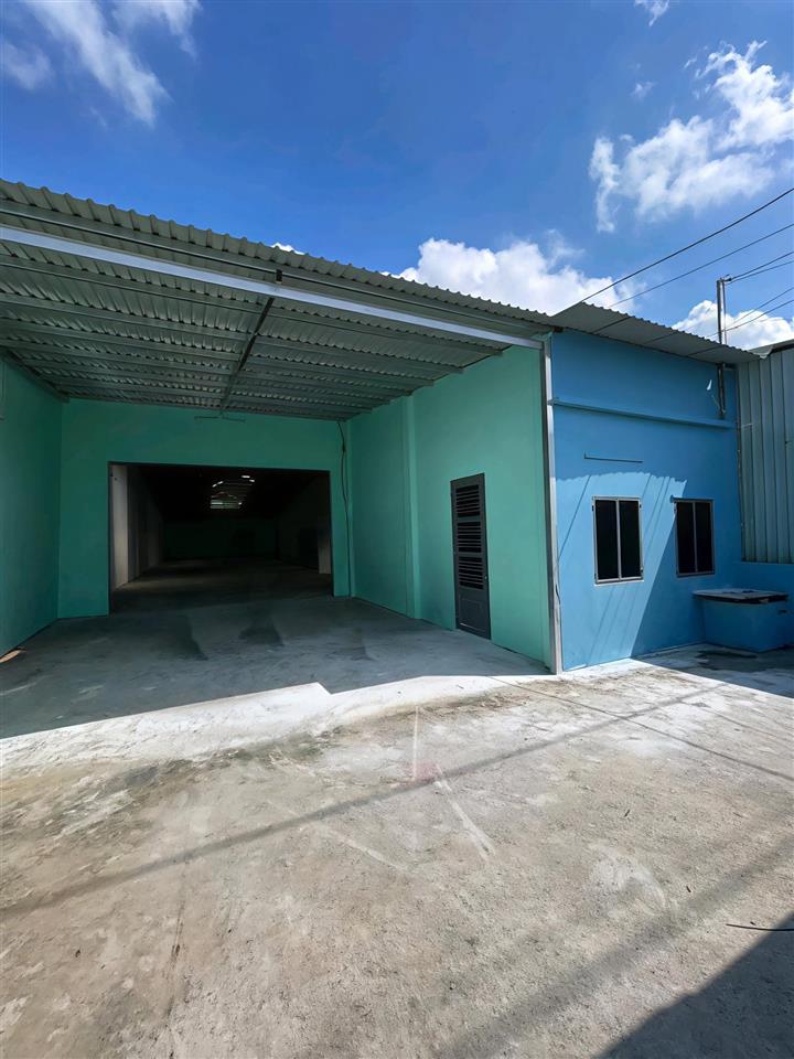 CHO THUÊ XƯỞNG BÀ ĐIỂM 500M2 GIÁ 26 TRIỆU/THÁNG