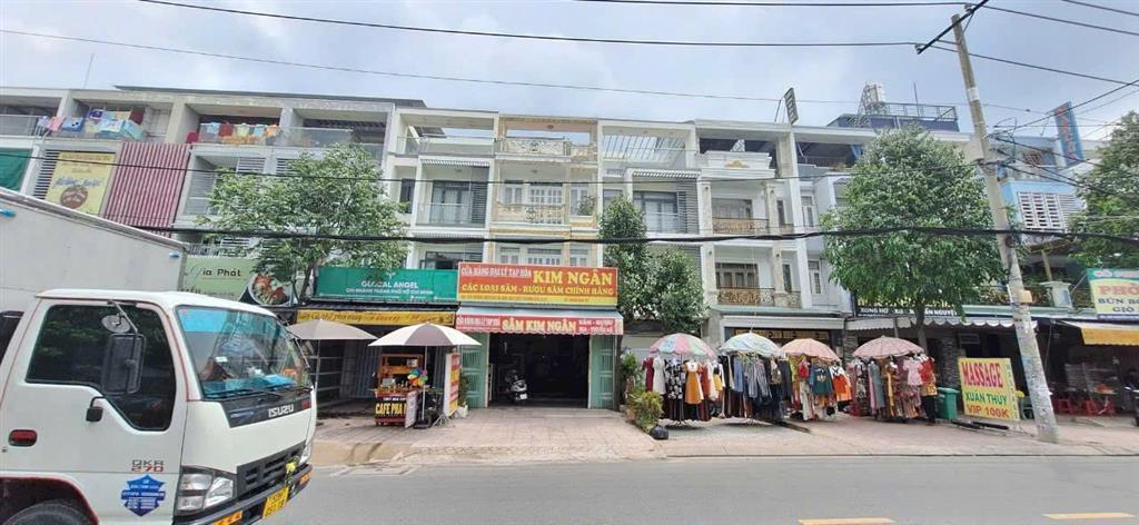 BÁN NHÀ GÓC 2 MT ĐƯỜNG NGUYỄN THỊ BÚP 18X25M