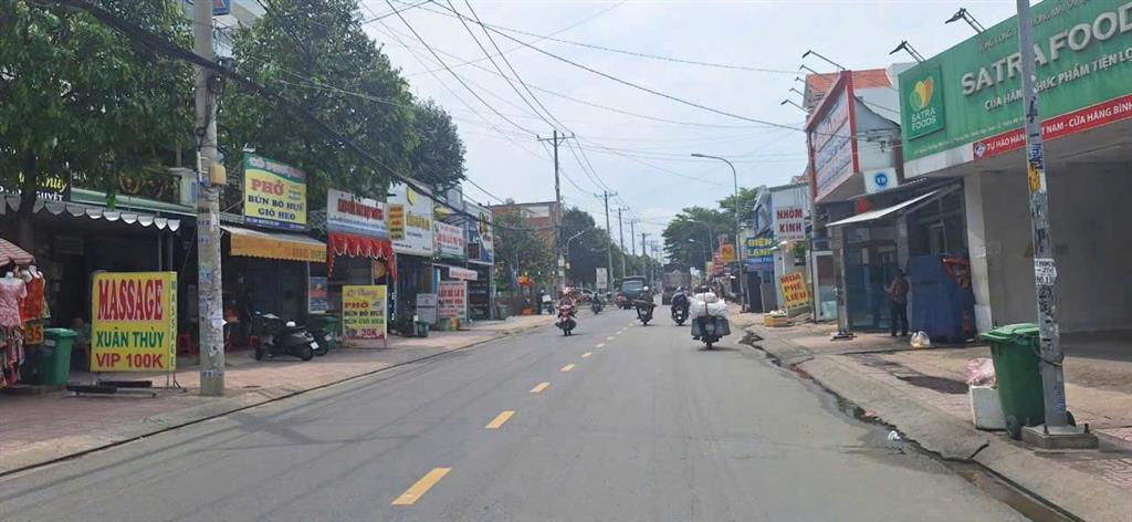 BÁN NHÀ GÓC 2 MT ĐƯỜNG NGUYỄN THỊ BÚP 18X25M