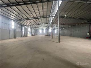 Cho thuê kho xưởng, DT 800m2, Hóc Môn, TP HCM, giá rẻ