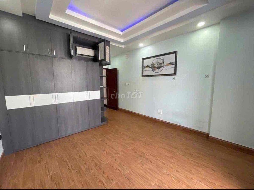Cho thuê nhà HXH Thích Quảng Đức, Phú Nhuận – 4PN, 4WC, nhà mới, giá 1