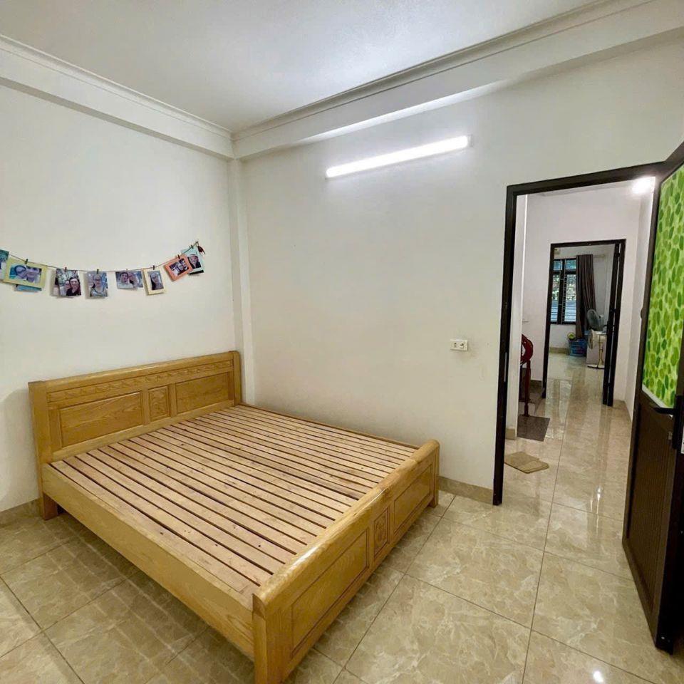 BÁN NHÀ BÁT KHỐI, NHÀ ĐẸP Ở NGAY, NỞ HẬU  8 TỶ 