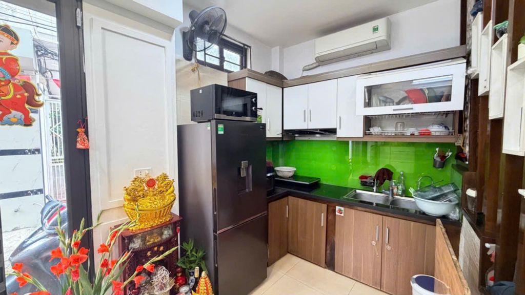 SIÊU PHẨM PHỐ TRẠM, BÁN NHÀ ĐẸP FULL NỘI THẤT, Ở NGAY 30 ㎡ 8 TỶ 