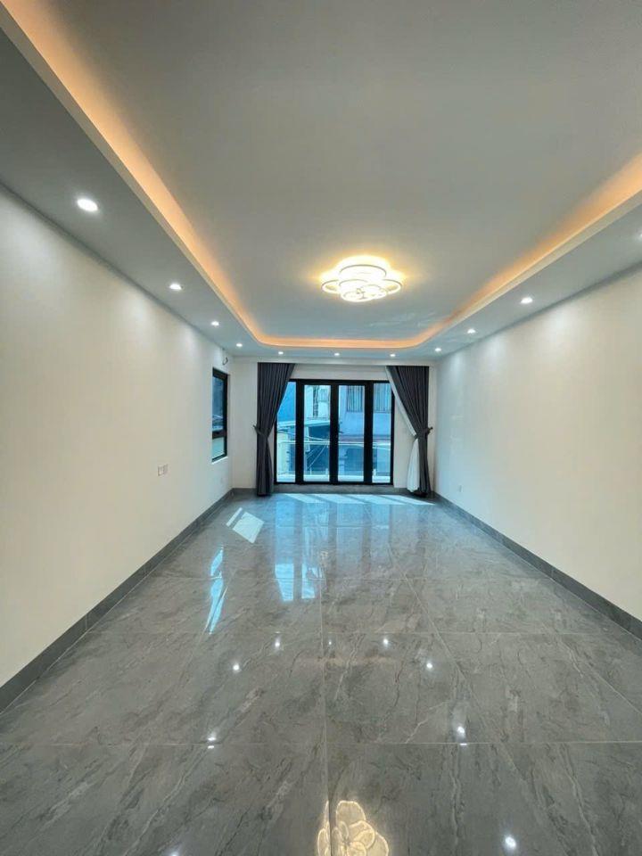 BÁN NHÀ BÁT KHỐI, NHÀ ĐẸP Ở NGAY 41㎡  13 TỶ