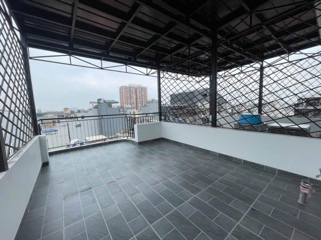 BÁN NHÀ PHỐ TRẠM, NHÀ ĐẸP THANG MÁY XỊN, FULL NỘI THẤT, Ở NGAY, CÓ GARA Ô TÔ,   16 TỶ 
