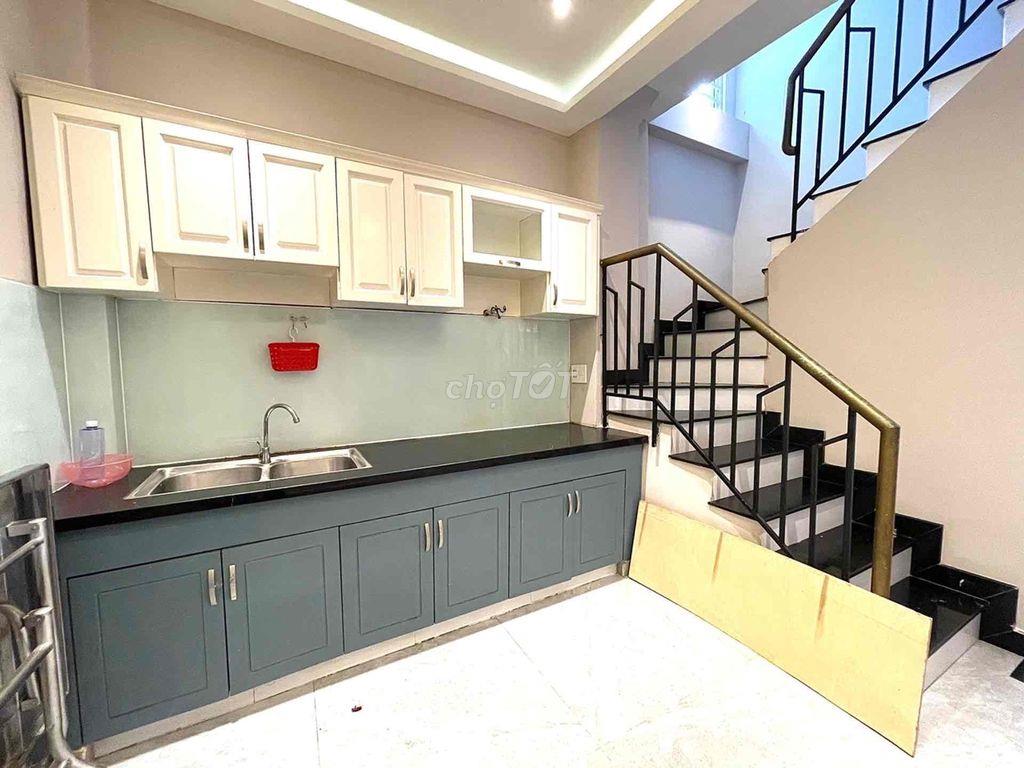 4 tỷ vừa - nhà 3 lầu HBG trục Đỗ Thúc Tịnh thuận lợi