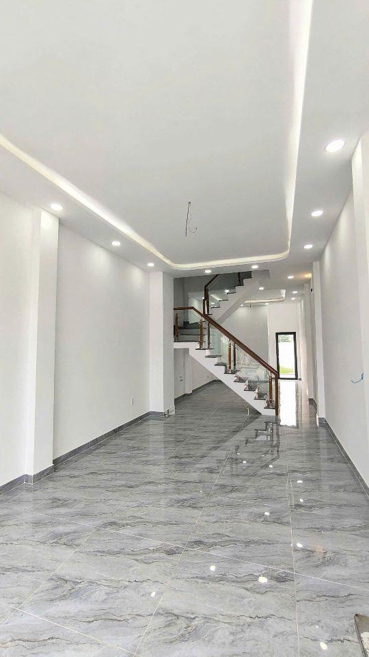 💬 Nhà mặt tiền tầm giá 2 tỷ bây giờ còn dễ tìm không?
