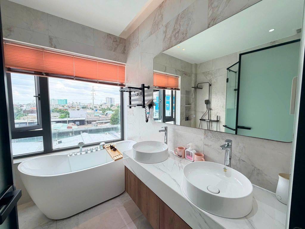 🏡 NHÀ PHỐ MỚI HOÀN THIỆN – KHÔNG GIAN RỘNG CHO CẢ GIA ĐÌNH