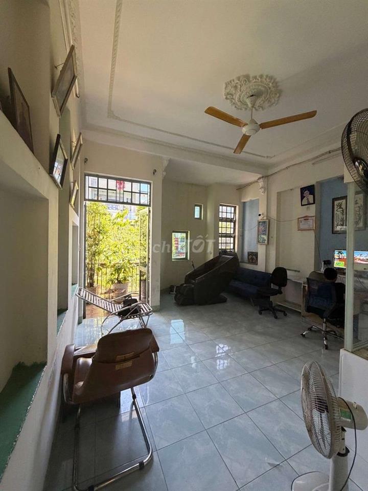 Bán nhà 100m2, mặt tiền gần 8m, Đường Mai Lão Bạng chỉ hơn 5 tỷ