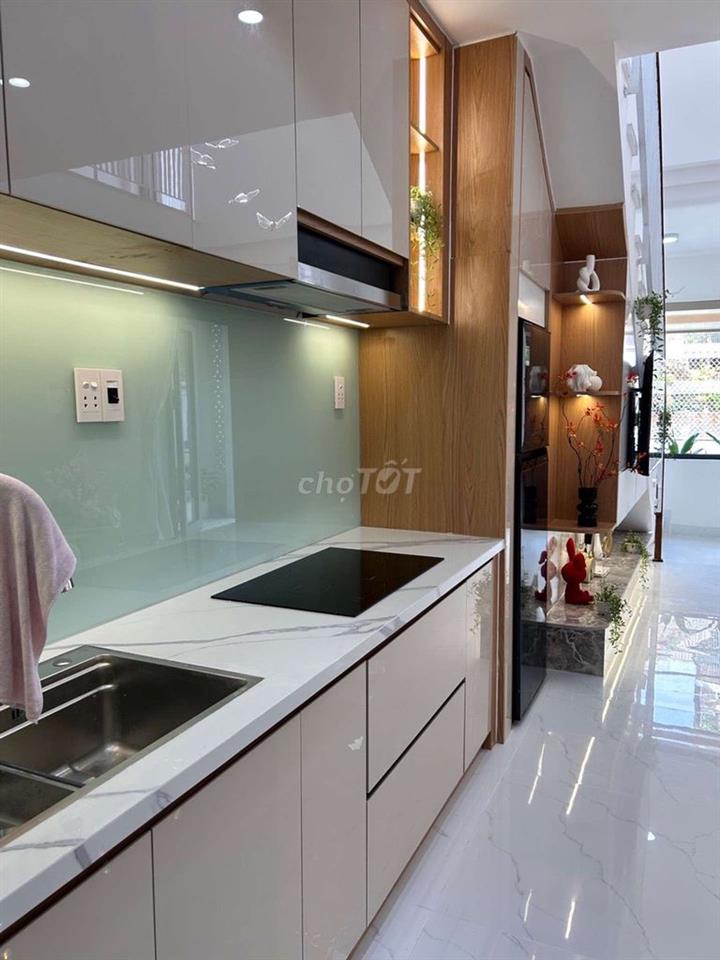 ✅Nhà Mới : Ngay trung Tâm, Gần Chợ Mới Hoàng Diệu giá chỉ nhỉnh 4 tỷ