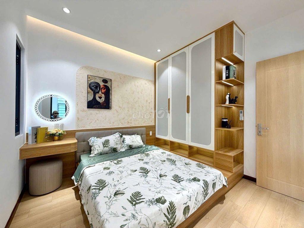 🔥 NHÀ 2 TẦNG LÊ DUẨN – NGAY TRUNG TÂM PHỐ THỜI TRANG – NHỈNH 5 TỶ 🔥
