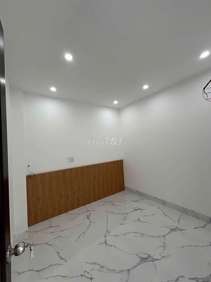 🔥🔥 CHÍNH CHỦ BÁN NHÀ 2 GÁC ĐÚC – 2 MẶT KIỆT Ô TÔ TRÁNH – TÔN ĐẢN 🔥🔥