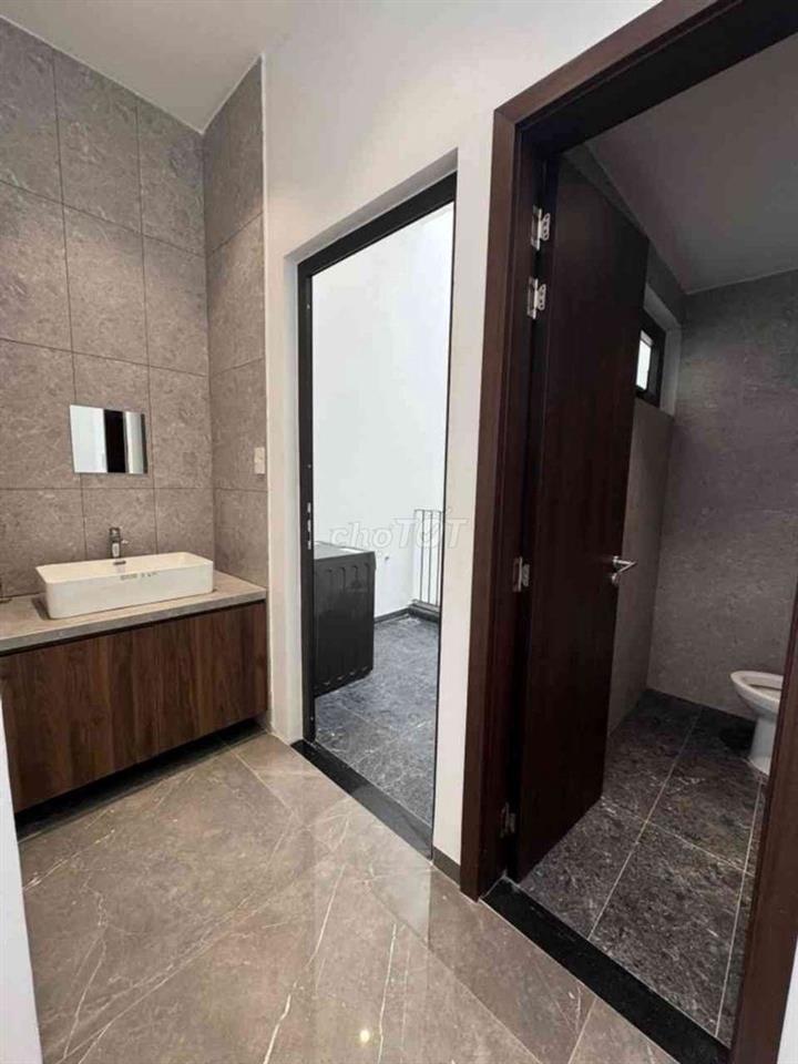 🔥 SIÊU PHẨM NHÀ ĐẸP 3 TẦNG – 3 MÊ ĐÚC KIÊN CỐ – FULL NỘI THẤT CAO CẤP
