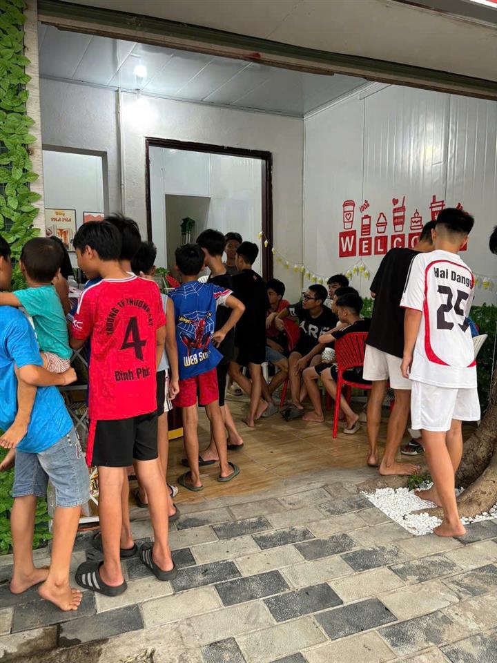 SANG NHƯỢNG QUÁN ĂN VẶT - KEM - TRÀ SỮA NGAY GẦN VIN ĐAN PHƯỢNG