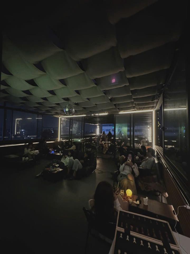 SANG NHƯỢNG PUB ROOFTOP – TRUNG TÂM ĐỐNG ĐA, HÀ NỘI