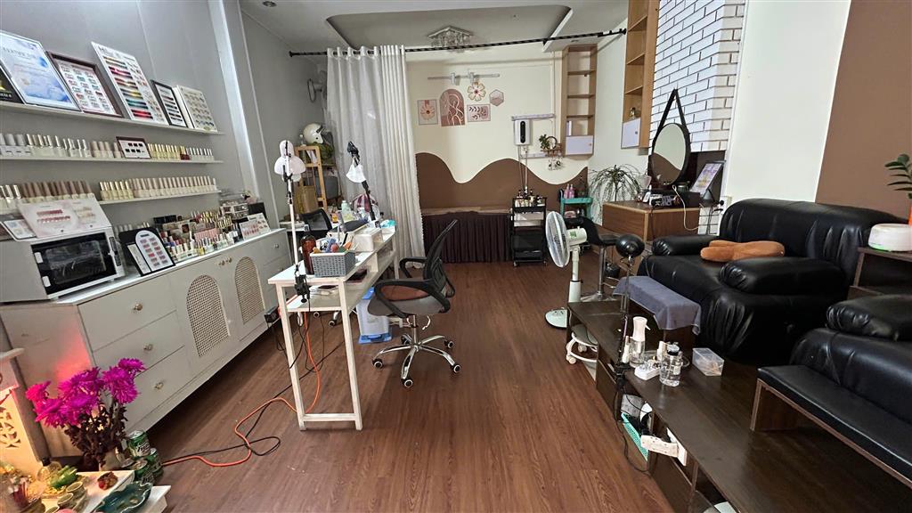 SANG NHƯỢNG MẶT BẰNG TRỐNG MẶT TIỀN NGAY TRUNG TÂM HẢI CHÂU – ĐÀ NẴNG