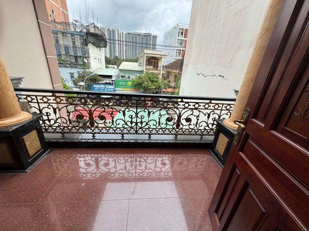 CHO THUÊ PHÒNG FULL NỘI THẤT TRẦN TRỌNG CUNG SÁT VINCOM