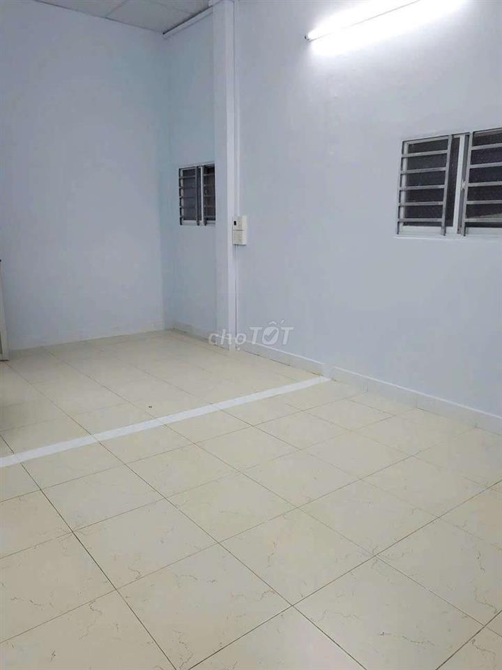 NHÀ NGUYÊN CĂN TRẦN XUÂN SOẠN _ CÁCH HẺM XE HƠI 20 M CÓ 3 PN