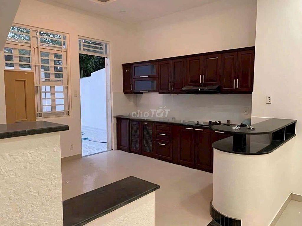 HẺM XE HƠI 8M_CÓ 5PN GẦN KHU CHẾ XUẤT