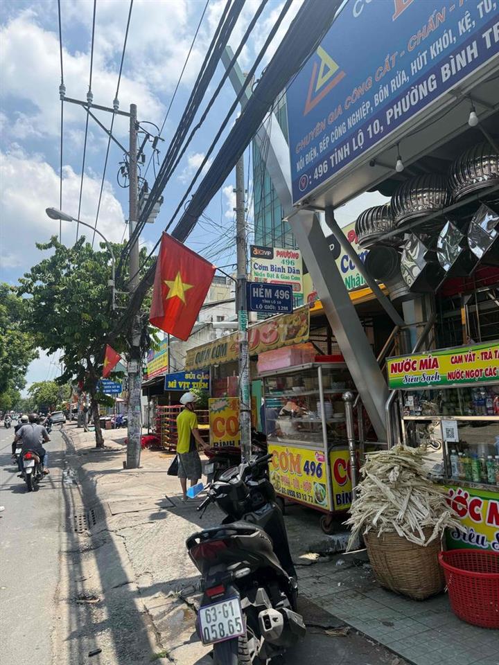 chính chủ bán nhà  hẻm tỉnh lộ 10 ngay chợ cây da sà. dtxd đủ 51.5m2