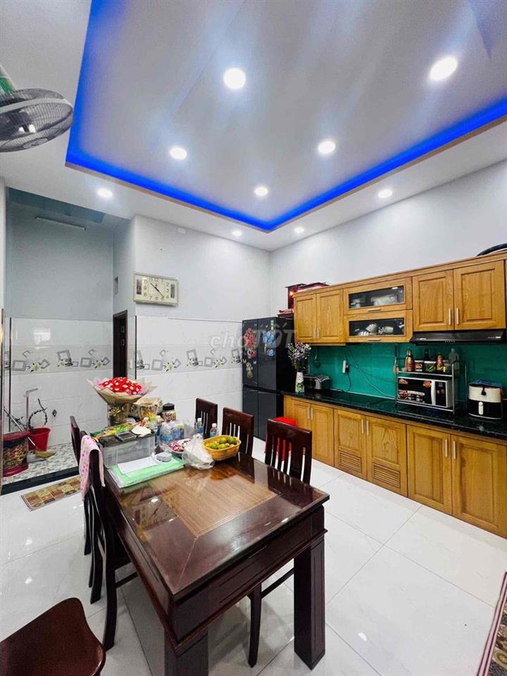 bán nhá mặt tiền khu tên lửa bình tân giá *** khu vực