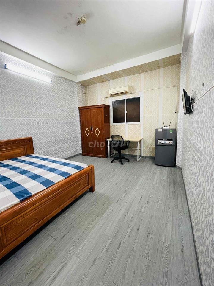 Chính chủ cho thuê phòng 25m2 full nội thất ở được 4 ngừoi