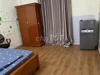 phòng 25 m2 full nội thất máy giặt ở được 3 ngừoi