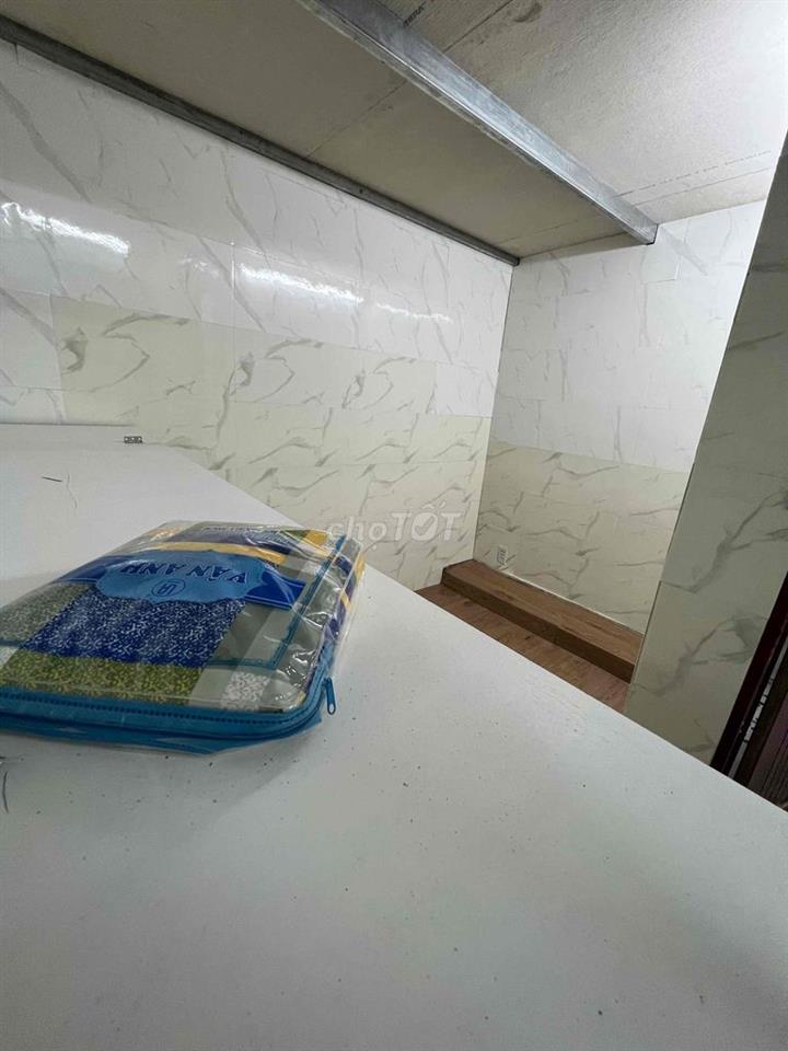 phòng full nội thất có gác ở được 3 ngừoi