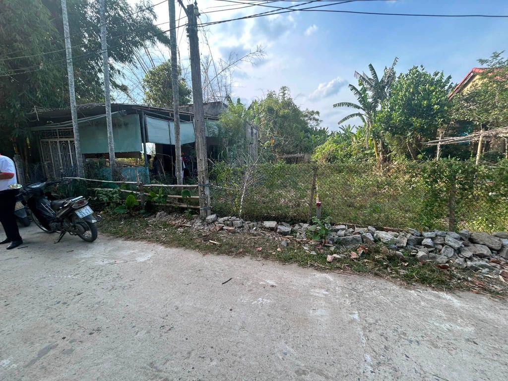 2 LÔ LIỀN KỀ 300M2 ĐIỆN BÀN TÂY, GIÁ CHỈ NHỈNH 600 TRIỆU/LÔ