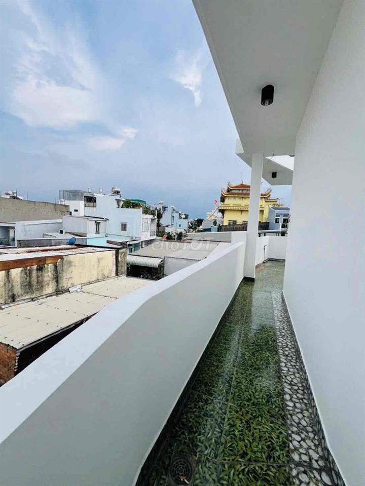 NHÀ ĐẸP HƯƠNG LỘ 2 – 90M² – 3 TẦNG + SÂN THƯỢNG – 5PN – 4WC – 4,65 T